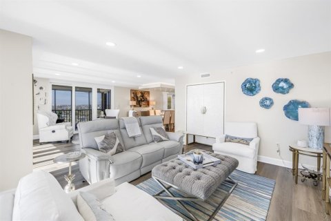 Copropriété à vendre à Madeira Beach, Floride: 3 chambres, 160.26 m2 № 2408086 - photo 28