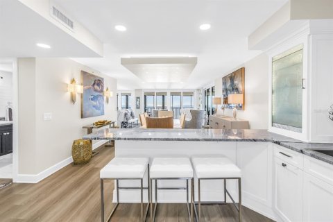 Copropriété à vendre à Madeira Beach, Floride: 3 chambres, 160.26 m2 № 2408086 - photo 23
