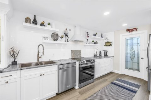 Copropriété à vendre à Madeira Beach, Floride: 3 chambres, 160.26 m2 № 2408086 - photo 24