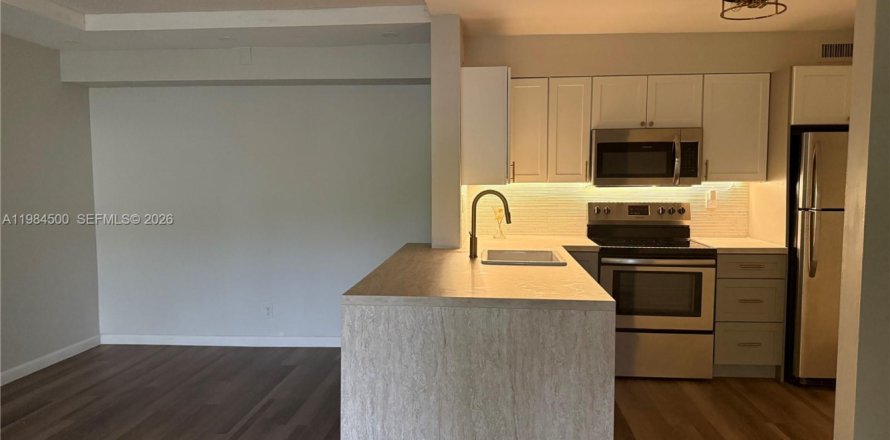 Condo à Oakland Park, Floride, 2 chambres № 2153998