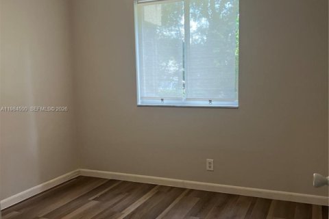 Copropriété à vendre à Oakland Park, Floride: 2 chambres, 99.41 m2 № 2153998 - photo 23
