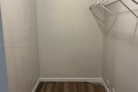 Copropriété à vendre à Oakland Park, Floride: 2 chambres, 99.41 m2 № 2153998 - photo 14
