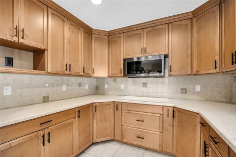 Casa en venta en Palm Harbor, Florida, 3 dormitorios, 187.48 m2 № 2386206 - foto 19