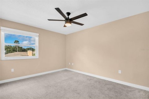Casa en venta en Palm Harbor, Florida, 3 dormitorios, 187.48 m2 № 2386206 - foto 28