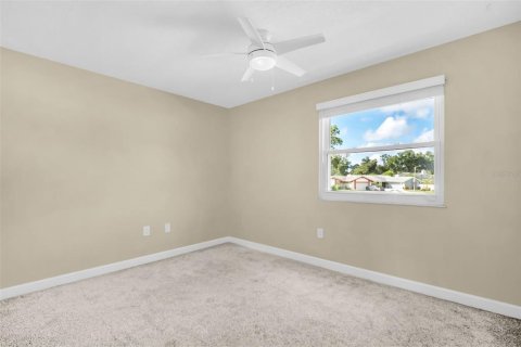 Casa en venta en Palm Harbor, Florida, 3 dormitorios, 187.48 m2 № 2386206 - foto 30