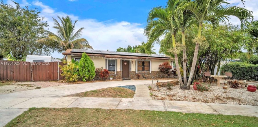 Villa ou maison à Homestead, Floride 3 chambres, 120.77 m2 № 2007110