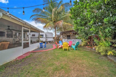 Villa ou maison à vendre à Homestead, Floride: 3 chambres, 120.77 m2 № 2007110 - photo 24