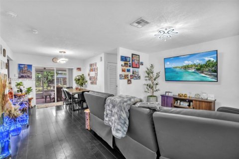 Villa ou maison à vendre à Homestead, Floride: 3 chambres, 120.77 m2 № 2007110 - photo 6