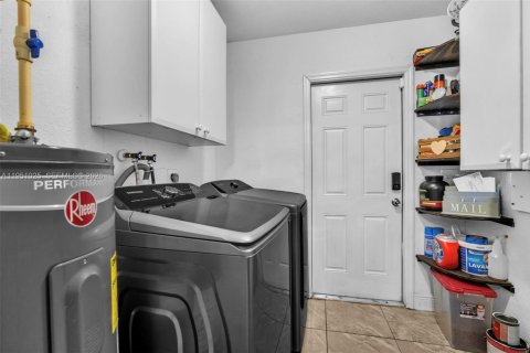 Villa ou maison à vendre à Homestead, Floride: 3 chambres, 120.77 m2 № 2007110 - photo 18