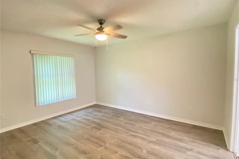Casa en alquiler en Orlando, Florida, 4 dormitorios, 131.55 m2 № 2231357 - foto 10