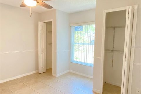 Casa en alquiler en Orlando, Florida, 4 dormitorios, 131.55 m2 № 2231357 - foto 9