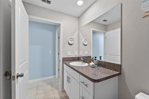 Casa en venta en Ruskin, Florida, 4 dormitorios, 179.77 m2 № 2092402 - foto 15