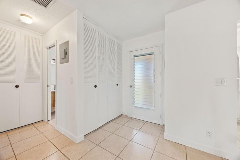 Купить кондоминиум в Уэст-Палм-Бич, Флорида 3 комнаты, 61.5м2, № 2086833 - фото 6