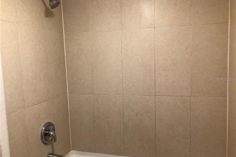 Casa en alquiler en Clermont, Florida, 4 dormitorios, 204.85 m2 № 1910503 - foto 8