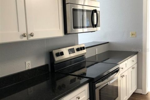 Casa en alquiler en Clermont, Florida, 4 dormitorios, 204.85 m2 № 1910503 - foto 2