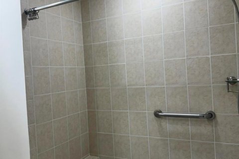 Copropriété à vendre à Sunrise, Floride: 2 chambres, 107.67 m2 № 2247930 - photo 6
