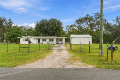 Villa ou maison à vendre à Dade City, Floride: 2 chambres, 103.96 m2 № 2406608 - photo 3