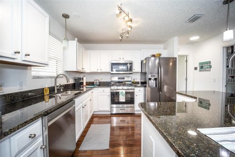 Casa en alquiler en The Villages, Florida, 3 dormitorios, 129.32 m2 № 1725097 - foto 5