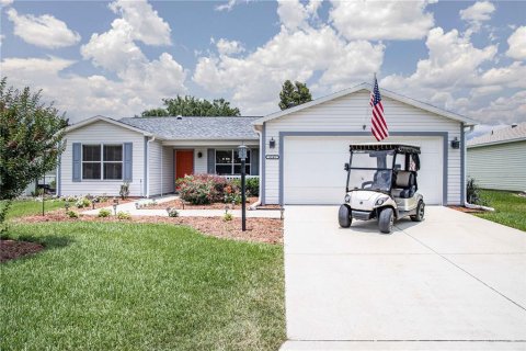 Casa en alquiler en The Villages, Florida, 3 dormitorios, 129.32 m2 № 1725097 - foto 1
