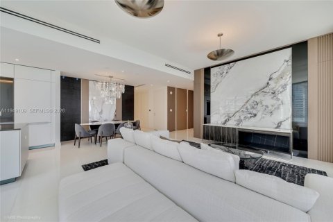 Copropriété à louer à Miami, Floride: 2 chambres, 199.55 m2 № 2006731 - photo 4