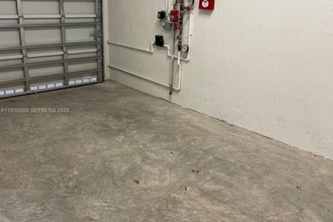 Townhouse in Pembroke Pines, Florida 3 bedrooms, 169.83 sq.m. № 2017475 - photo 16