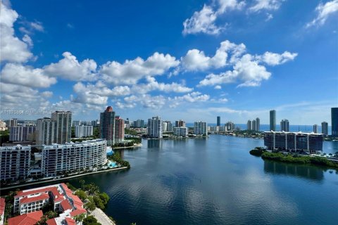 Condo in Aventura, Florida, 3 bedrooms  № 1921554 - photo 1