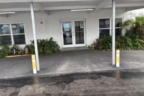 Immobilier commercial à vendre à Sarasota, Floride: 2607.02 m2 № 2403006 - photo 10