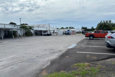 Immobilier commercial à vendre à Sarasota, Floride: 2607.02 m2 № 2403006 - photo 15