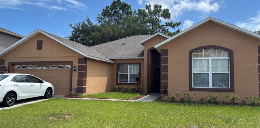 House in Kissimmee, Florida 4 bedrooms, 214.42 sq.m. № 1840186