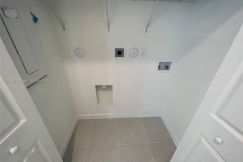 Townhouse in Homestead, Florida 3 bedrooms, 169.73 sq.m. № 1818692 - photo 11