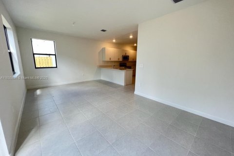 Townhouse in Homestead, Florida 3 bedrooms, 169.73 sq.m. № 1818692 - photo 9