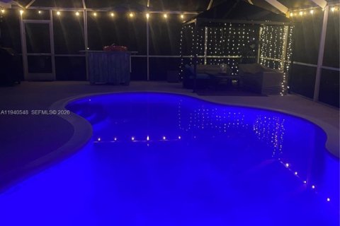 Casa en venta en Hollywood, Florida, 4 dormitorios, 205.78 m2 № 1997975 - foto 29