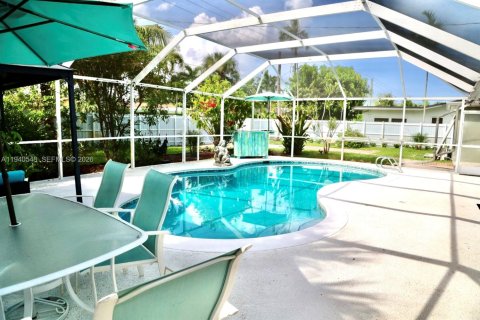 Casa en venta en Hollywood, Florida, 4 dormitorios, 205.78 m2 № 1997975 - foto 25