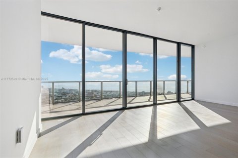 Condo in Miami Beach, Florida, 4 bedrooms  № 1704684 - photo 27