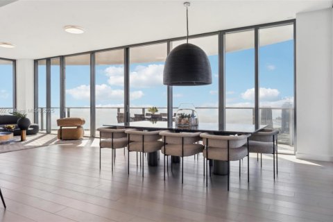 Condo in Miami Beach, Florida, 4 bedrooms  № 1704684 - photo 11