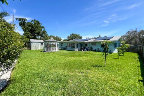 Villa ou maison à vendre à Clearwater, Floride: 3 chambres, 126.81 m2 № 2141013 - photo 2