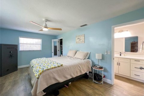 Villa ou maison à vendre à Clearwater, Floride: 3 chambres, 126.81 m2 № 2141013 - photo 13