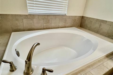 Villa ou maison à louer à Wesley Chapel, Floride: 4 chambres, 213.58 m2 № 2102415 - photo 21