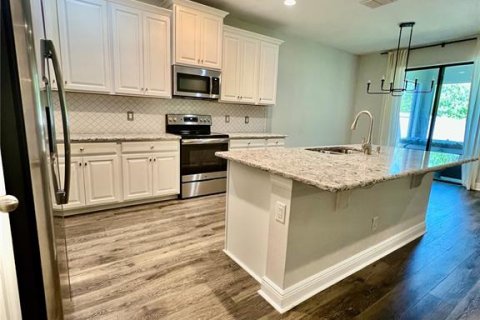 Villa ou maison à louer à Wesley Chapel, Floride: 4 chambres, 213.58 m2 № 2102415 - photo 5