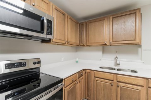 Villa ou maison à louer à Sanford, Floride: 3 chambres, 132.29 m2 № 1815062 - photo 5