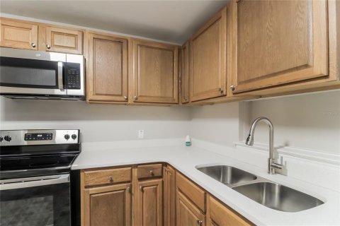 Villa ou maison à louer à Sanford, Floride: 3 chambres, 132.29 m2 № 1815062 - photo 6
