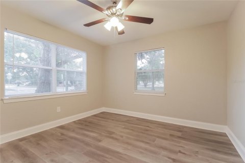 Villa ou maison à louer à Sanford, Floride: 3 chambres, 132.29 m2 № 1815062 - photo 12