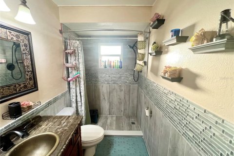 Condominio en venta en Port Charlotte, Florida, 1 dormitorio, 77.02 m2 № 1837476 - foto 19