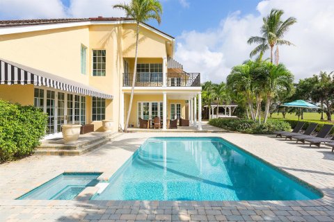 House in Wellington, Florida 5 bedrooms, 458.57 sq.m. № 2243247 - photo 5