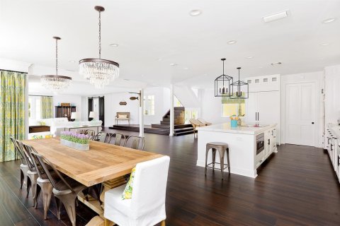 House in Wellington, Florida 5 bedrooms, 458.57 sq.m. № 2243247 - photo 12