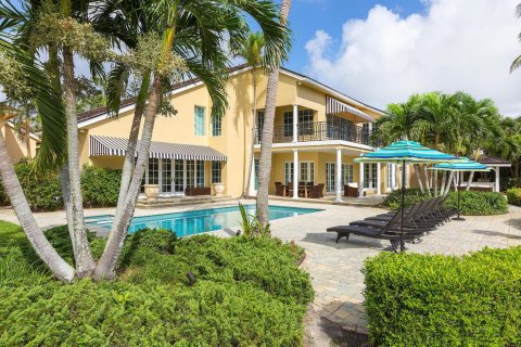 House in Wellington, Florida 5 bedrooms, 458.57 sq.m. № 2243247 - photo 6