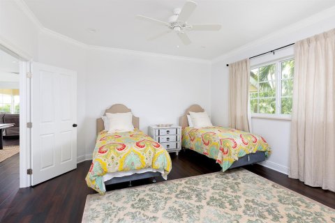 House in Wellington, Florida 5 bedrooms, 458.57 sq.m. № 2243247 - photo 29