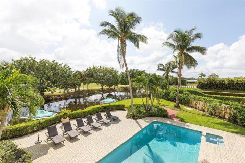 House in Wellington, Florida 5 bedrooms, 458.57 sq.m. № 2243247 - photo 4