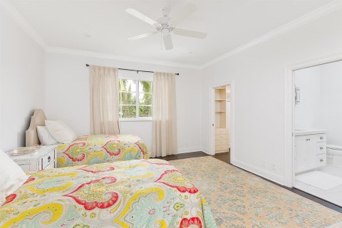 House in Wellington, Florida 5 bedrooms, 458.57 sq.m. № 2243247 - photo 30