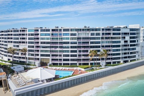 Copropriété à louer à South Palm Beach, Floride: 1 chambre, 102.19 m2 № 986981 - photo 1